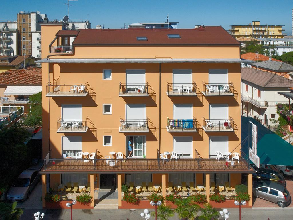 Pensione Villa Joli Lido di Jesolo Exterior photo