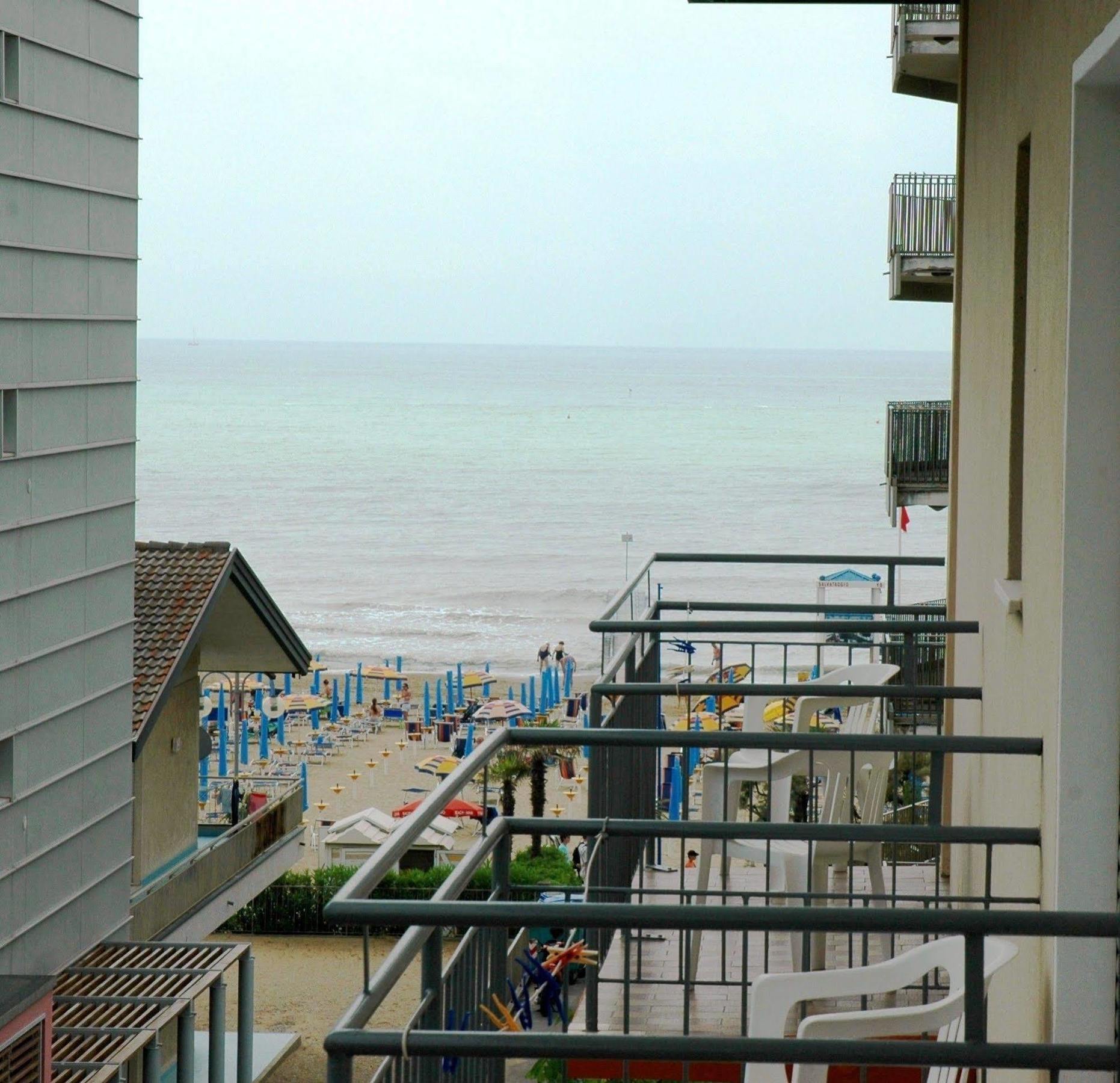 Pensione Villa Joli Lido di Jesolo Exterior photo